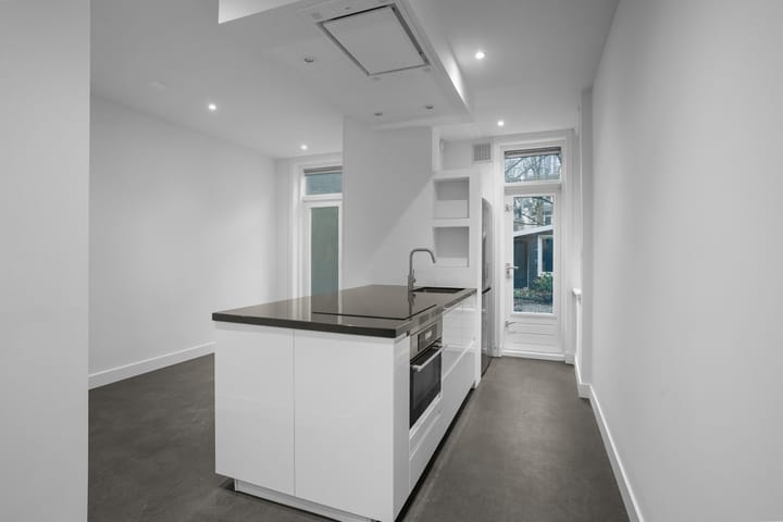 Foto 18 van Biesboschstraat 28-H