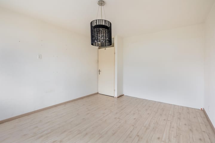 Photo 20 of Van Broekhuisenstraat 6