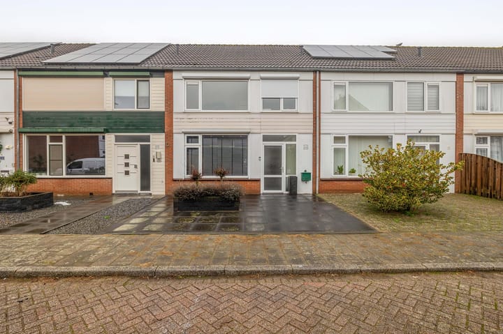 Photo 37 of Van Broekhuisenstraat 6