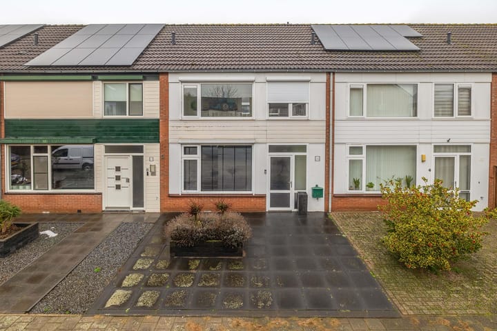 Photo 1 of Van Broekhuisenstraat 6