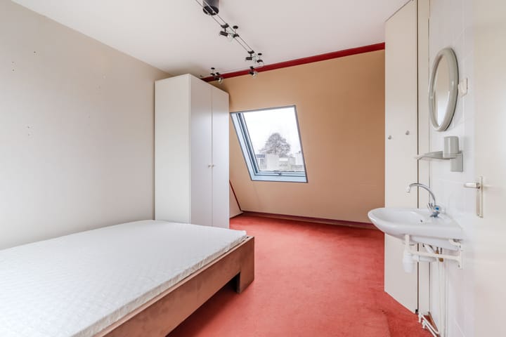 Foto 41 van Straat van Ormoes 46