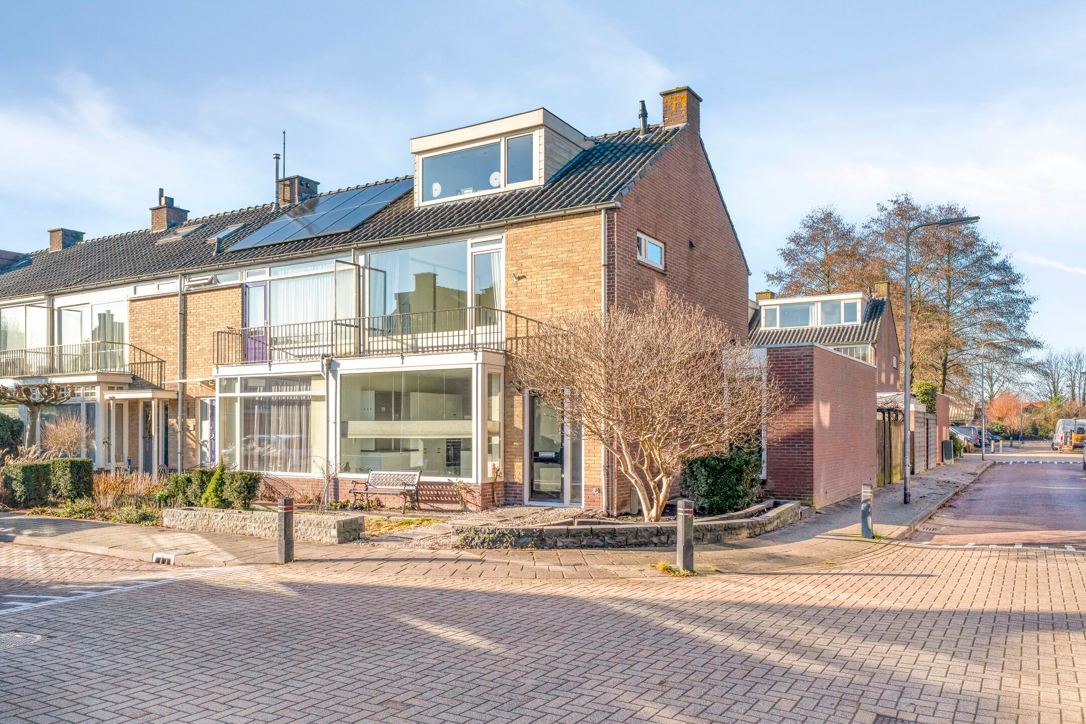 Buying a house in The Netherlands., Dronenweg 1