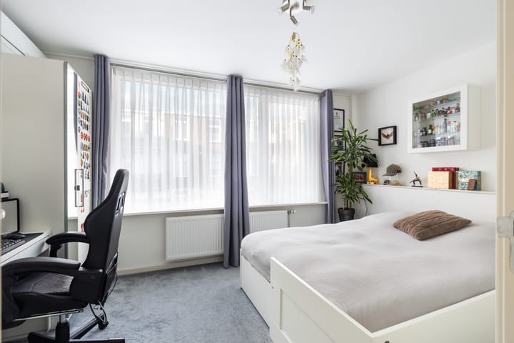 Foto 15 van Voornsestraat 47