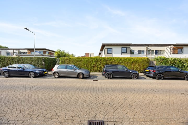 Foto 27 van Ernest Hemingwaystraat 15