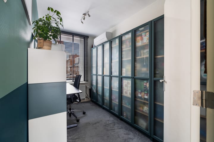 Foto 16 van Voornsestraat 47