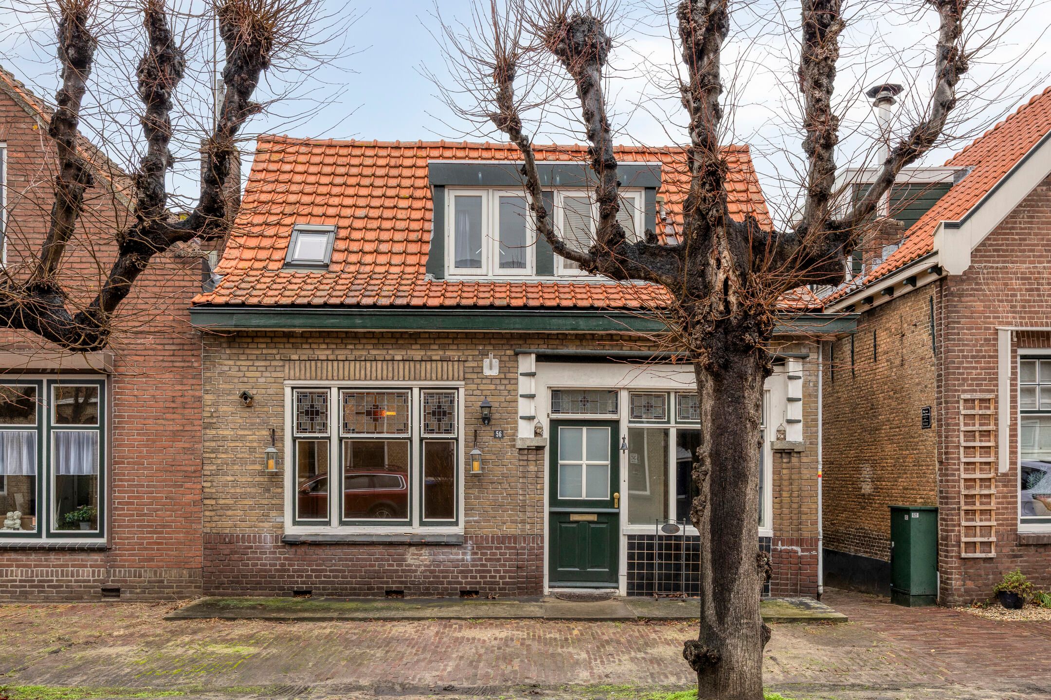 Dorpsstraat 56