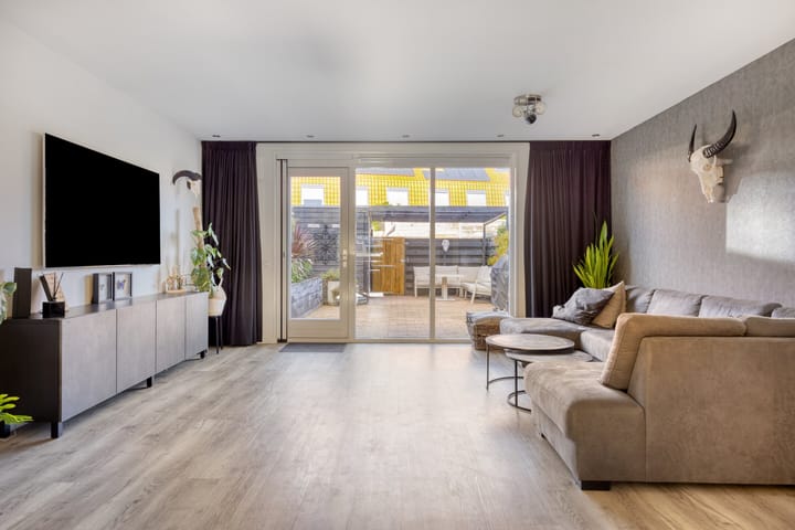 Photo 2 of Juttepeer 39