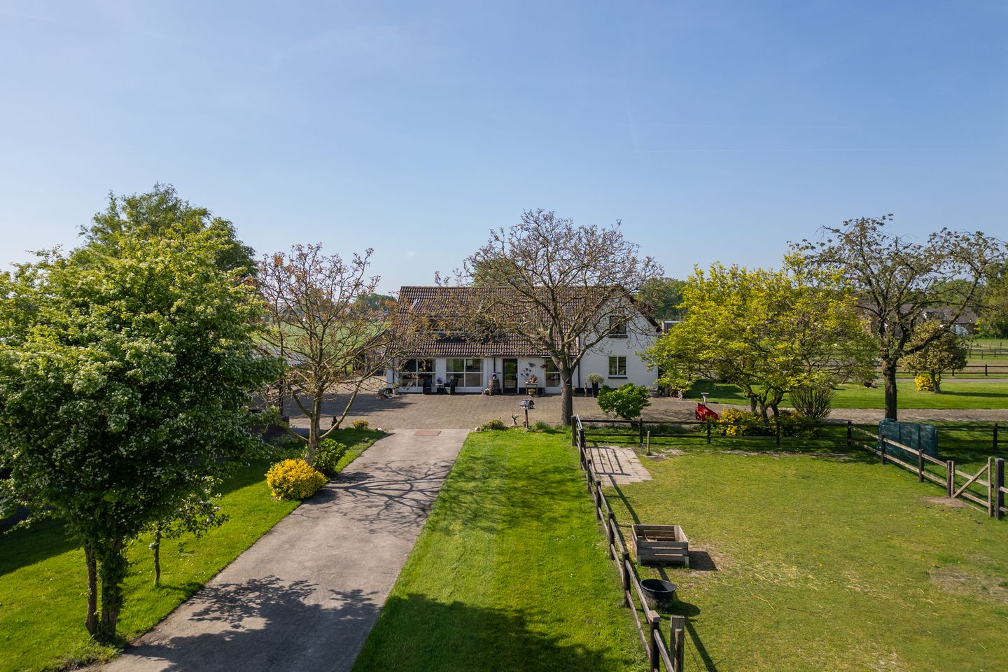 Bekijk foto 3 van Klein Moorst 14