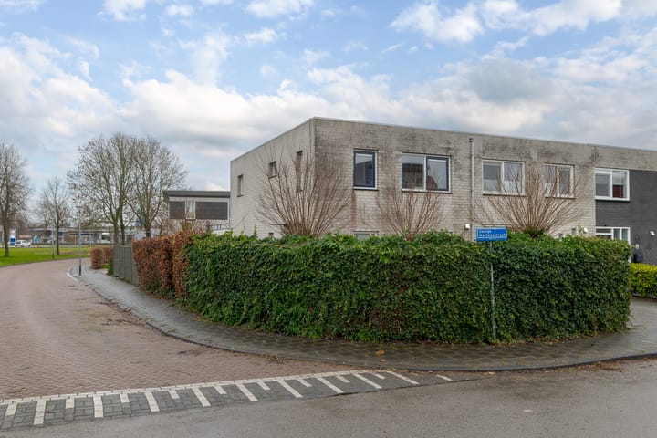 Hendrik de Vriesstraat 1 main image