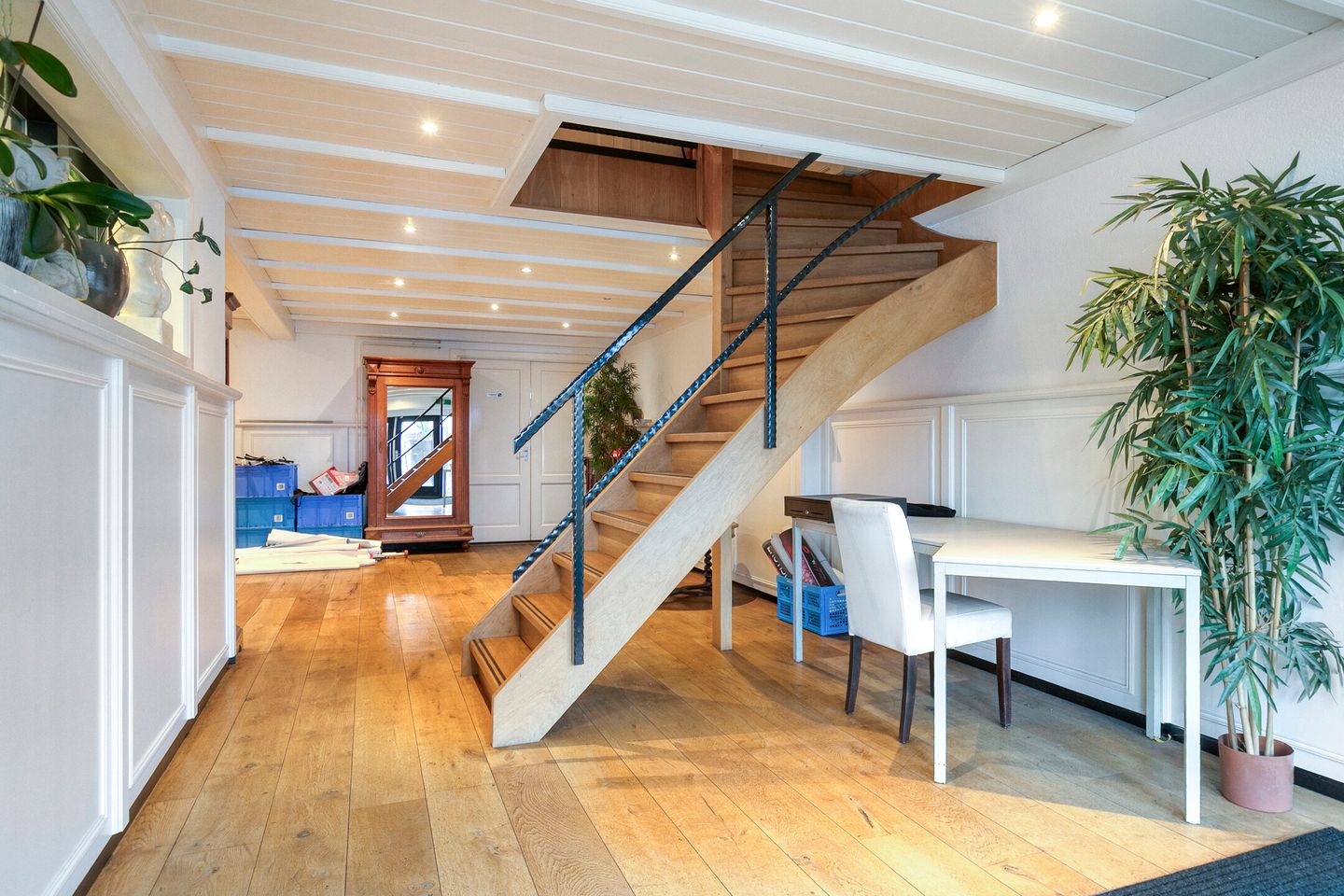 Bekijk foto 4 van Koperslager 19