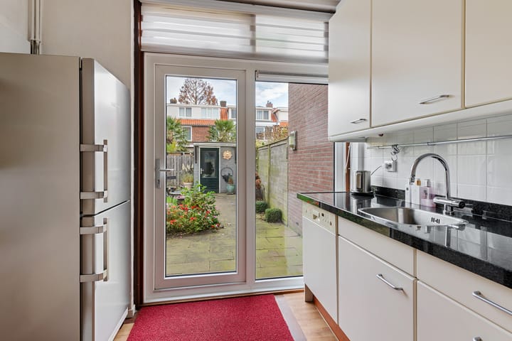 Foto 11 van Meelbeslaan 6