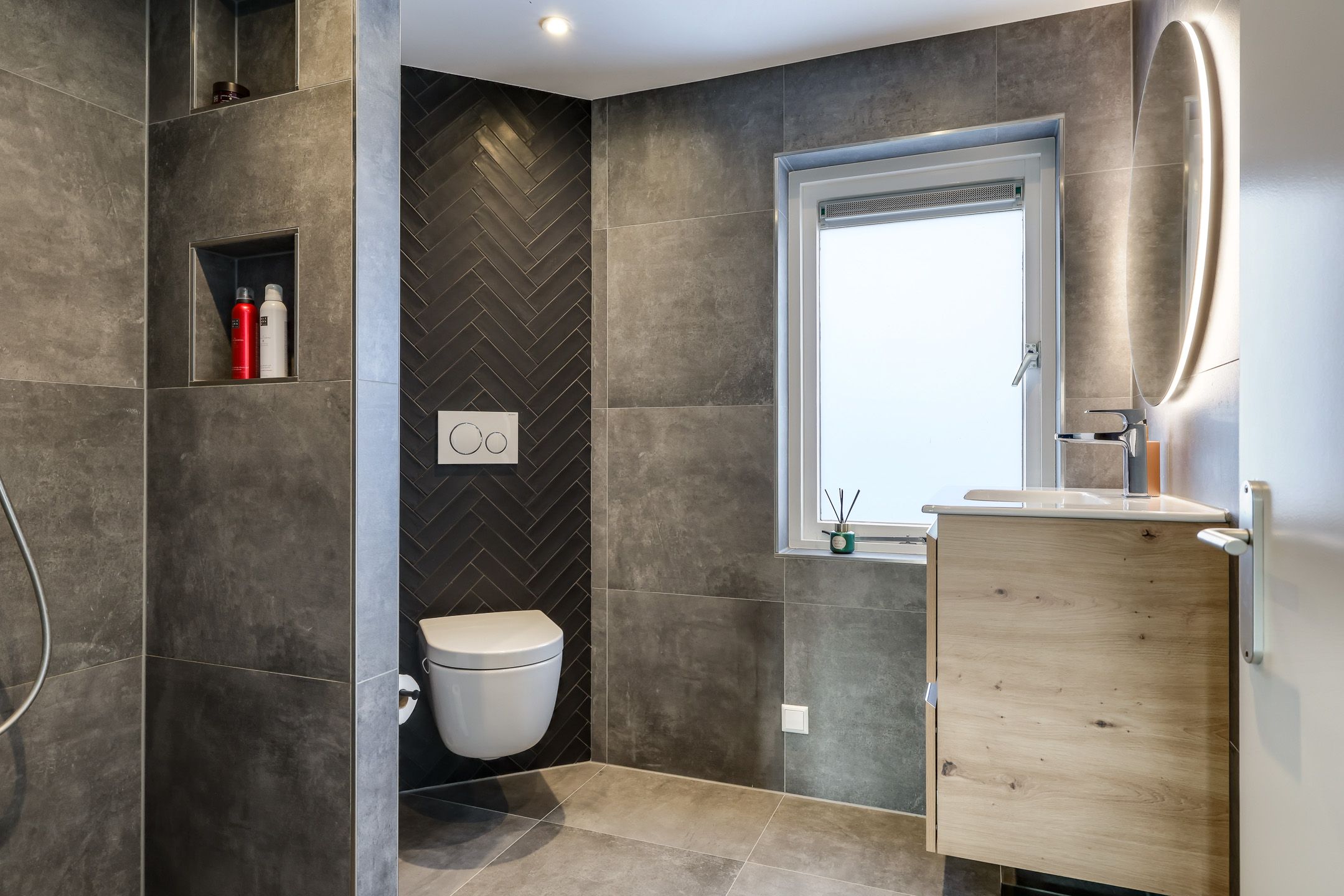 Foto 3 van Leliestraat 8