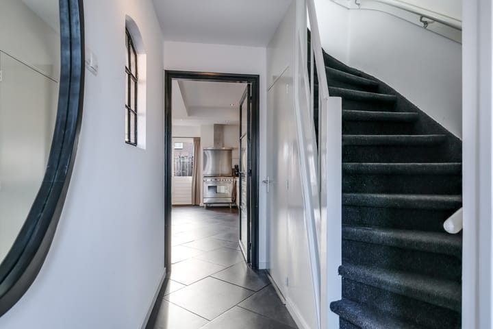 Foto 9 van Leliestraat 8