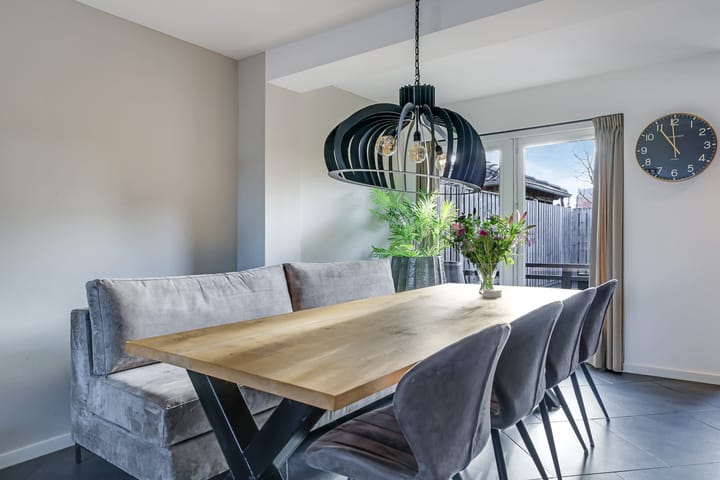 Foto 22 van Leliestraat 8