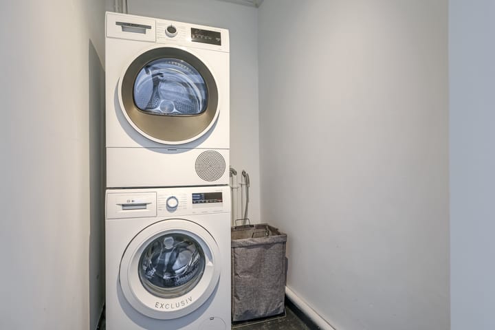 Foto 38 van Leliestraat 8