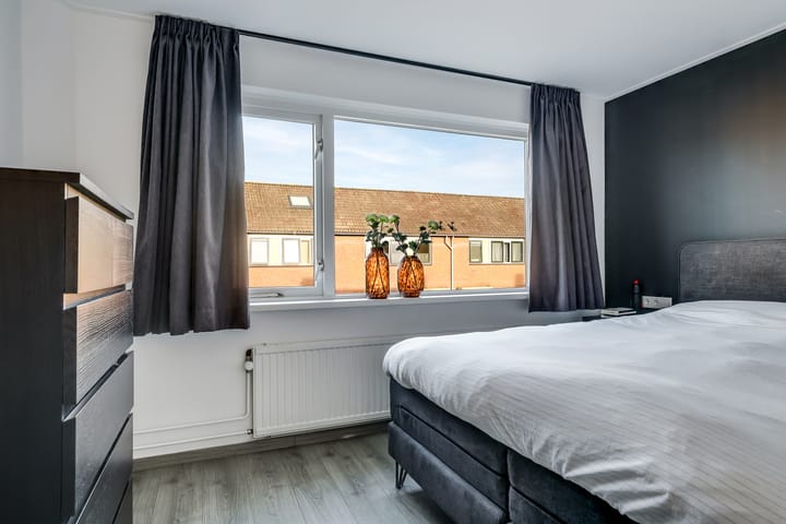 Foto 32 van Leliestraat 8