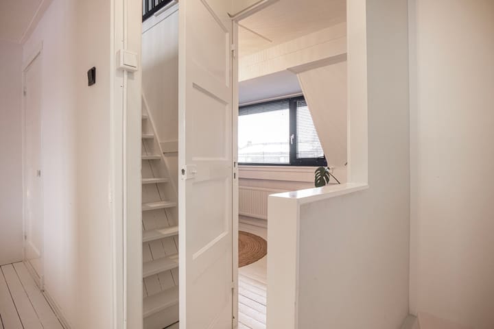 Foto 33 van De Savornin Lohmanstraat 76