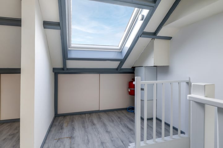 Foto 42 van Leliestraat 8