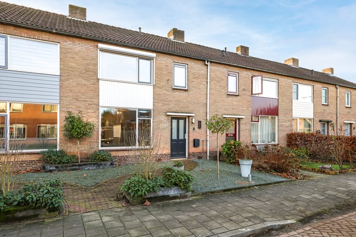 Foto 61 van Leliestraat 8