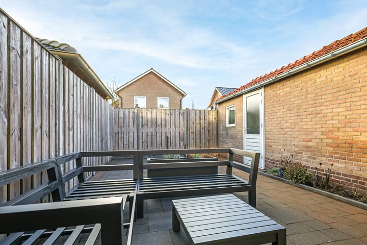 Foto 48 van Leliestraat 8