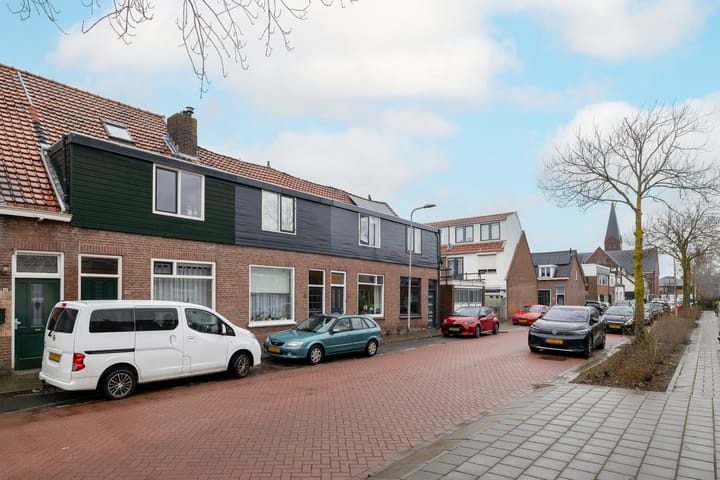 Foto 30 van Emmastraat 24