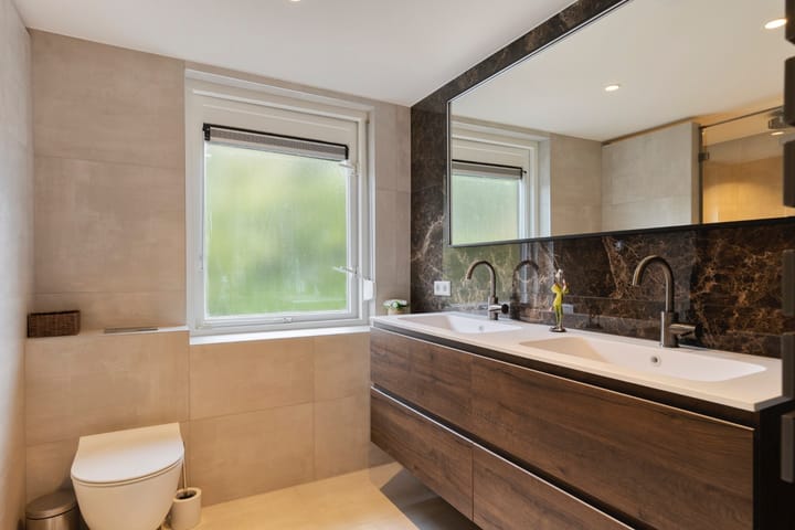 Foto 11 van van Galenstraat 9