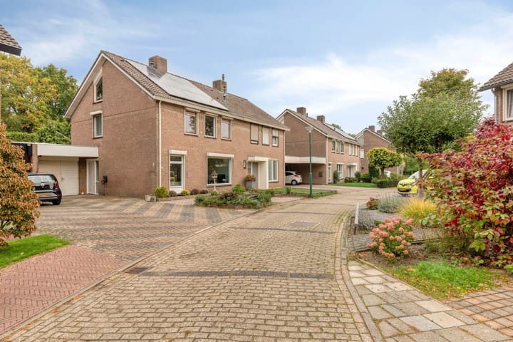 Foto 18 van van Galenstraat 9