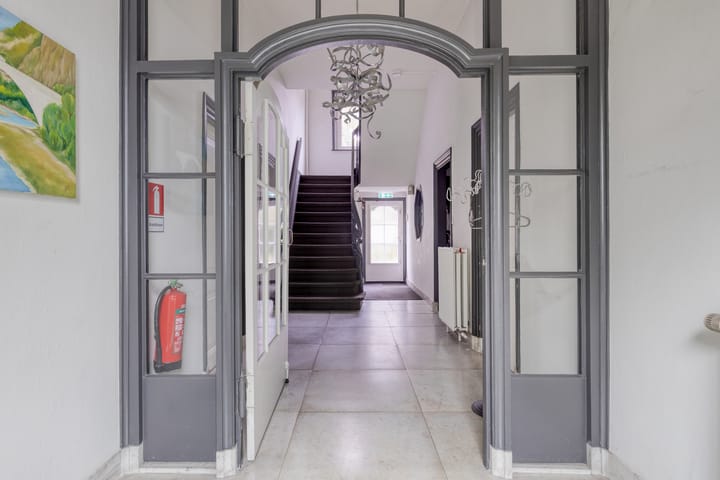 Photo 3 of Burg. Dijckmeesterweg 5-1