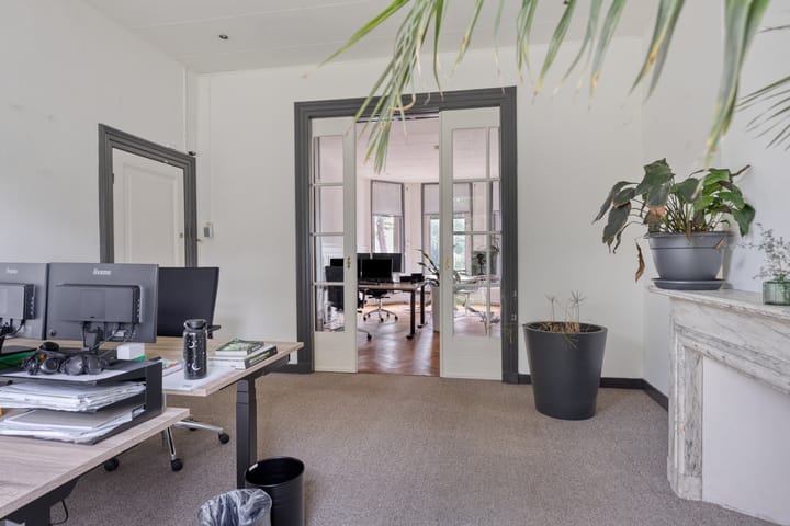 Photo 11 of Burg. Dijckmeesterweg 5-1