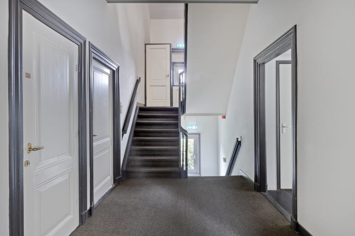 Photo 13 of Burg. Dijckmeesterweg 5-1