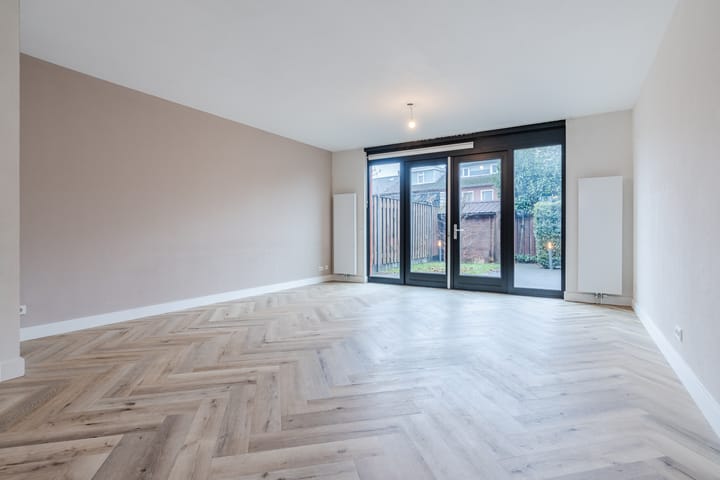 Foto 4 van Volmolenplein 6-A