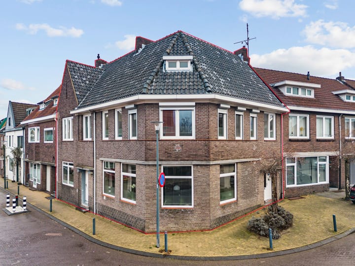 Foto 2 van Emmastraat 33