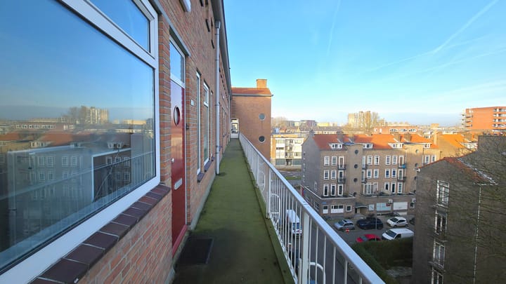 Foto 5 van Herman Robbersstraat 102-F