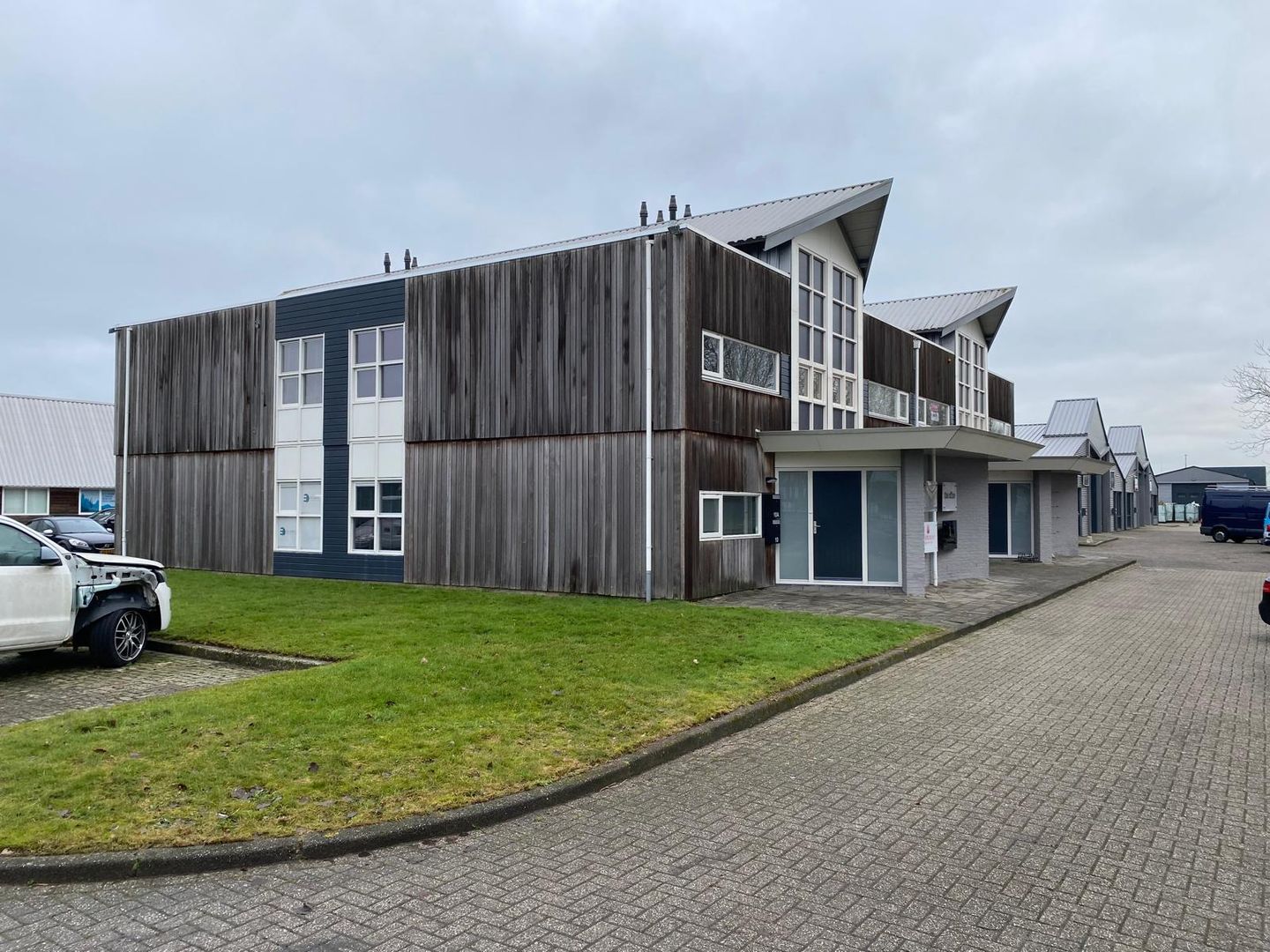 View photo 3 of Icarusweg 10