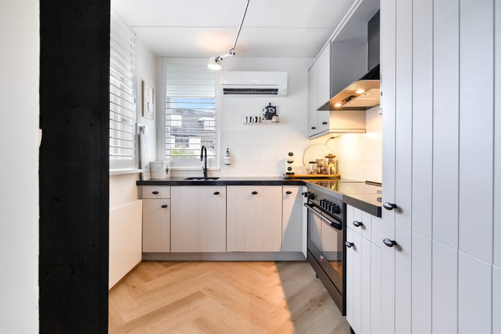 Photo 3 of Pluto 162