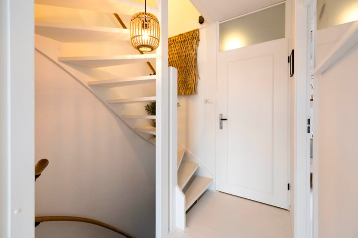 Photo 20 of Pluto 162