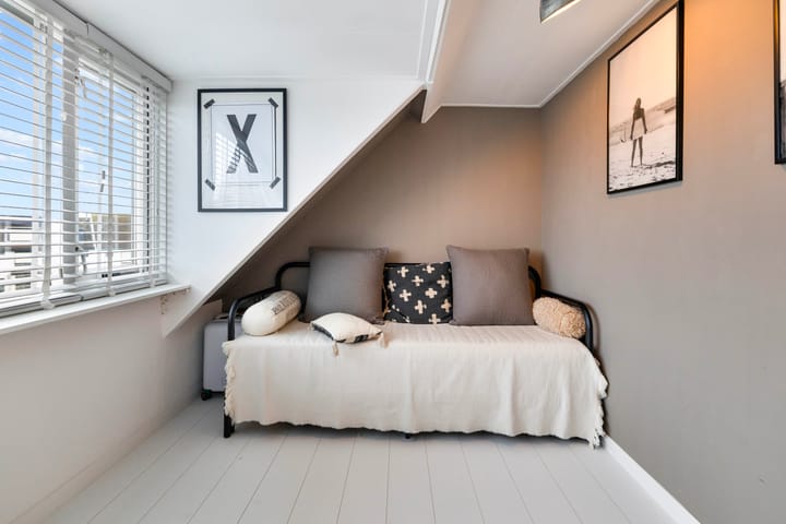 Photo 44 of Pluto 162