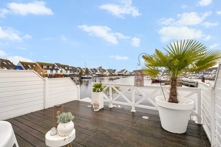 Photo 46 of Pluto 162