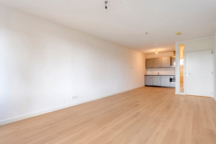 Foto 13 van Leonard Springerlaan 35-7