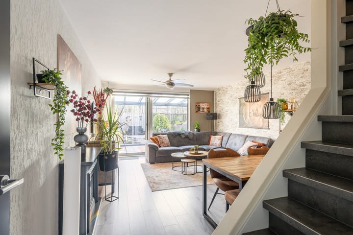 Photo 4 of Zwijnsbergenweg 102