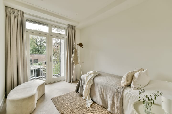 Photo 11 of Andreas Schelfhoutstraat 41-1