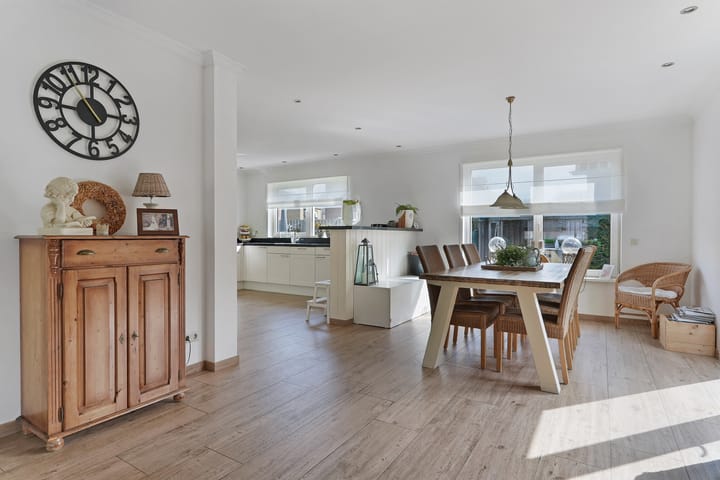 Foto 10 van Ooststraat 2