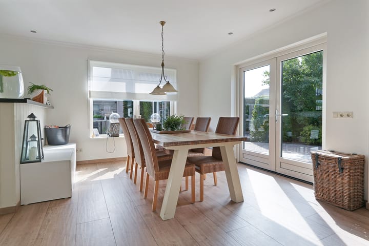 Foto 12 van Ooststraat 2