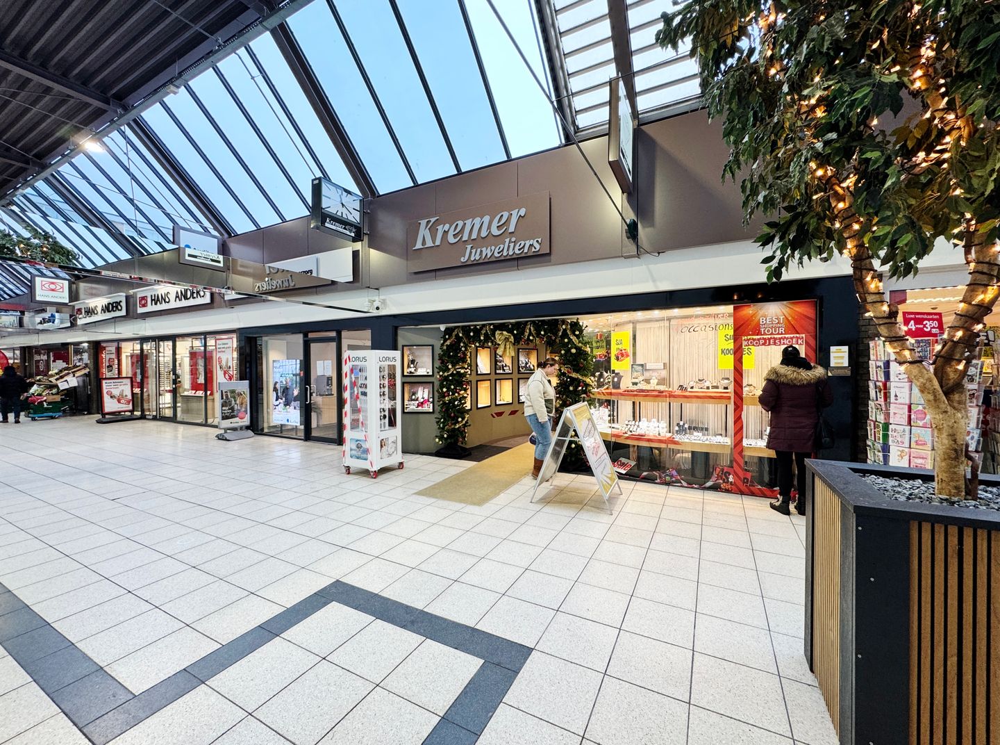 View photo 1 of Dierenriemstraat 188