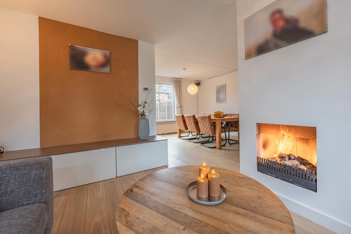 Photo 2 of Jan van Nassauplein 6