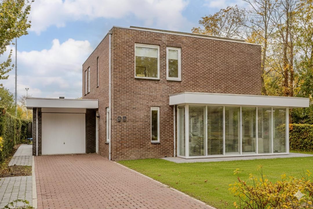 Photo 1 of Vijverhof 29