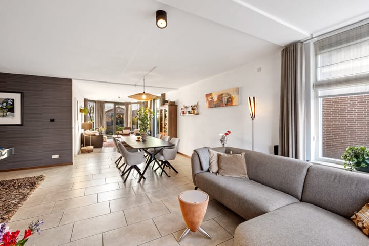 Foto 9 van Jasmijnberg 48