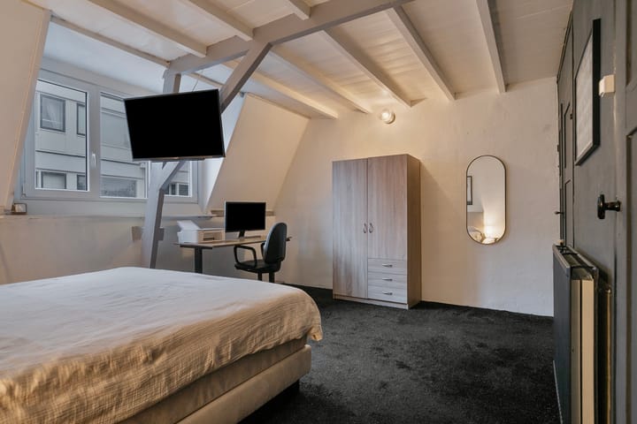 Photo 18 of Enschotsestraat 276