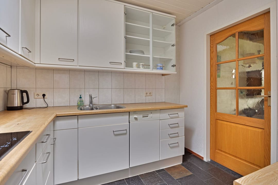 Foto 22 van Weeshuisstraat 27