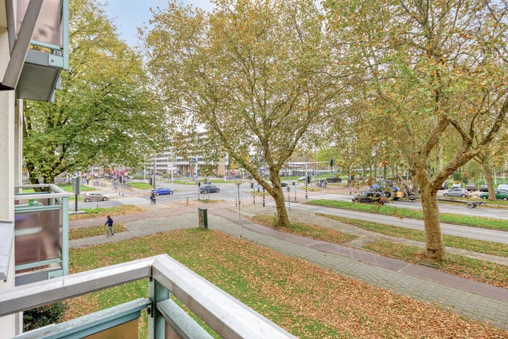 Photo 11 of Blaauwstraat 92